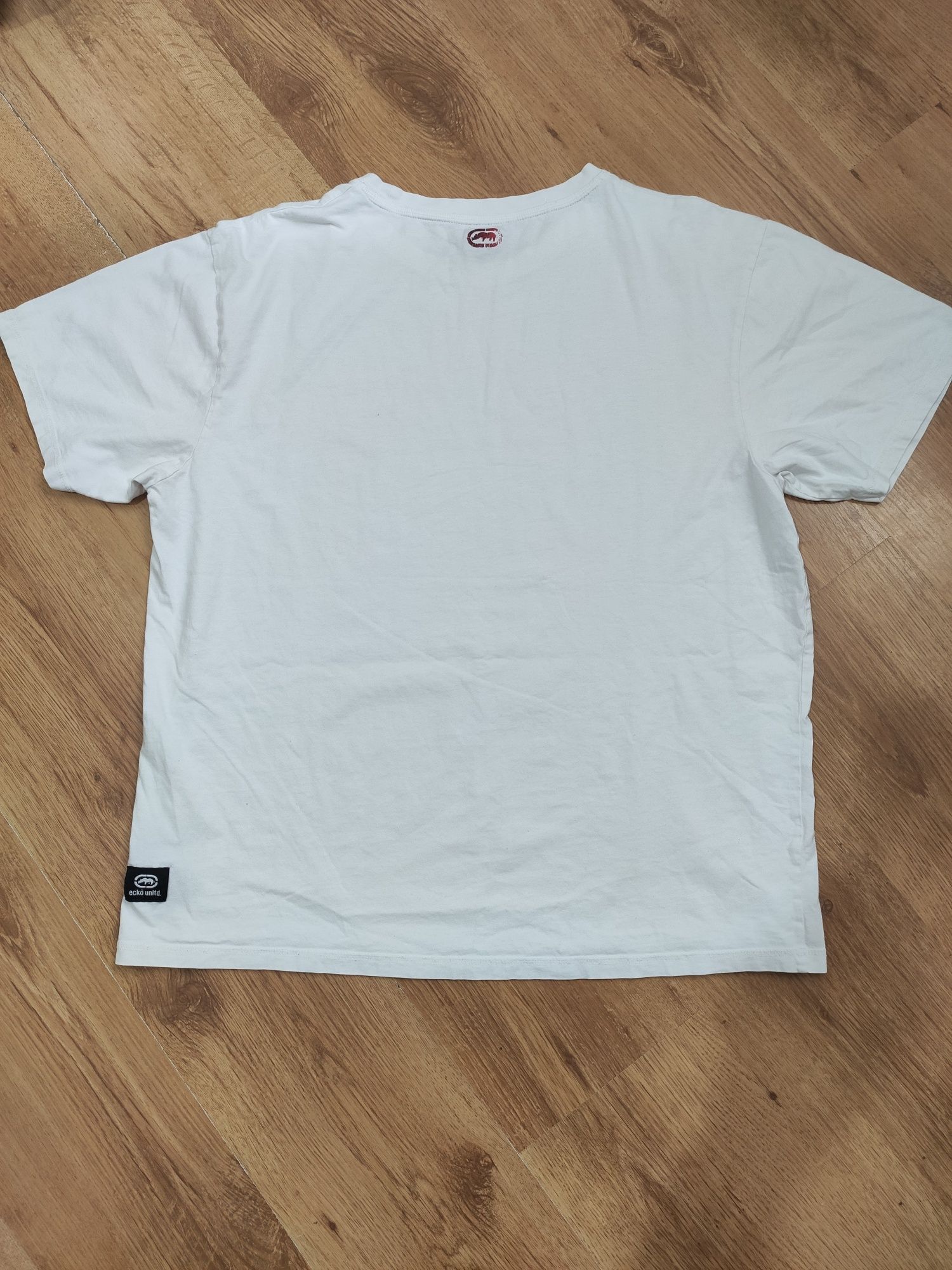 Tricou Ecko mărimea XXL