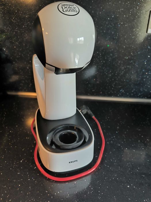 кафе машина Dolce Gusto