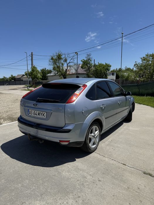 Schimb ford focus cu atv sau moto cross