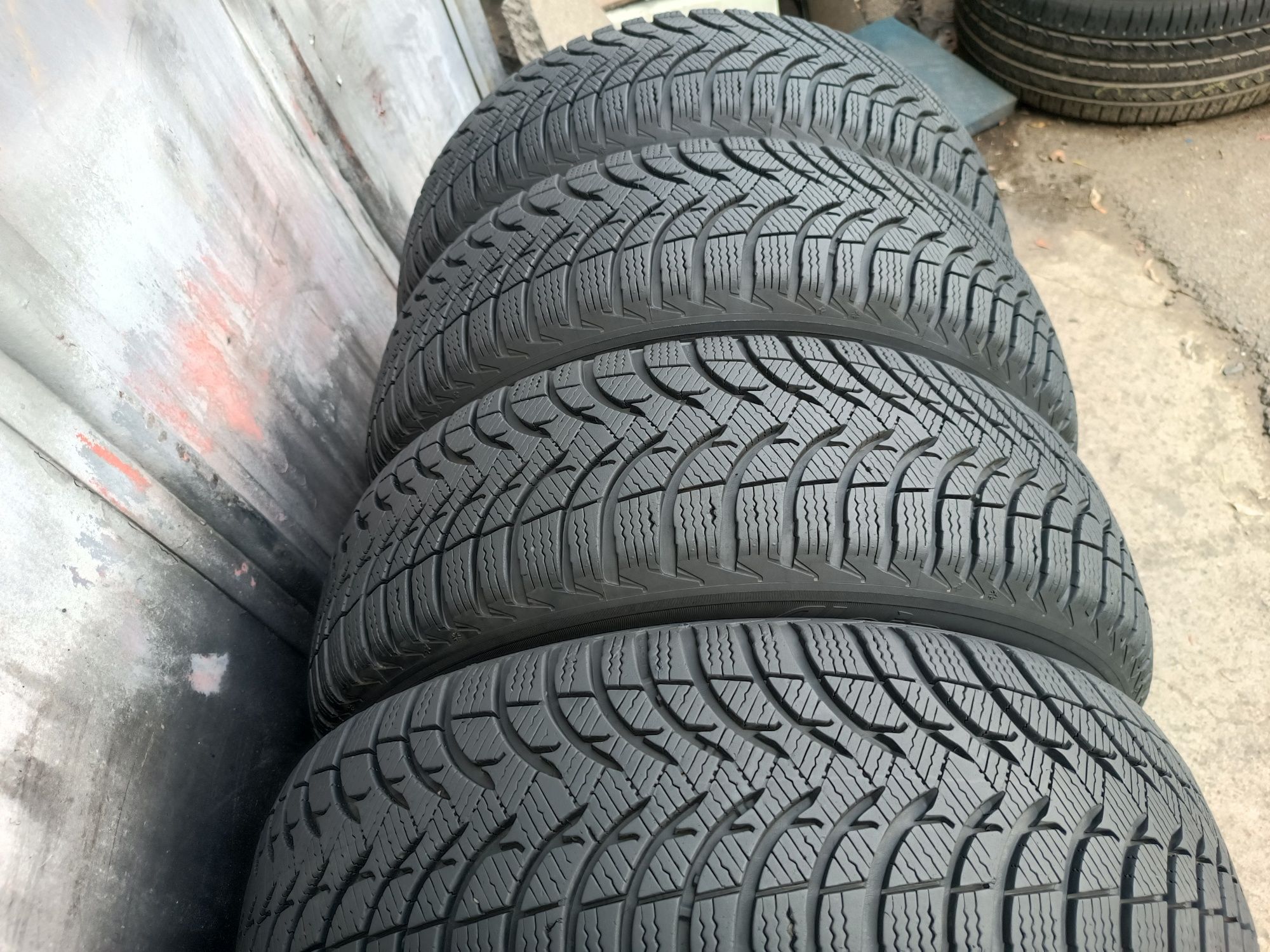 195/60/15 Michelin