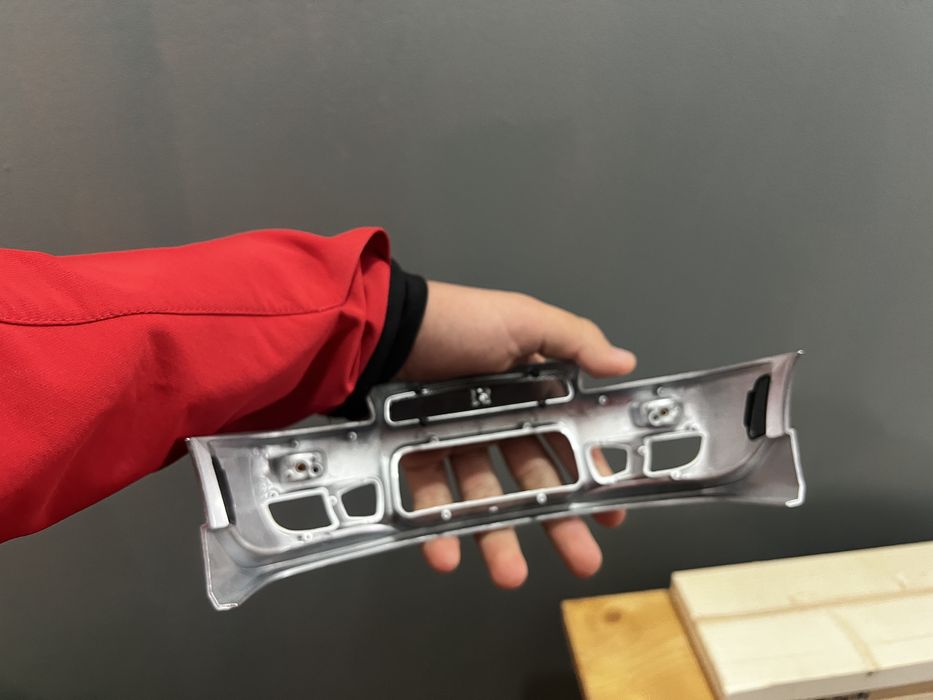 Bara fata  gtr r34 din fier de masina de jucatie