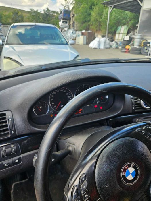 БМВ 320 Д 2002 година на части