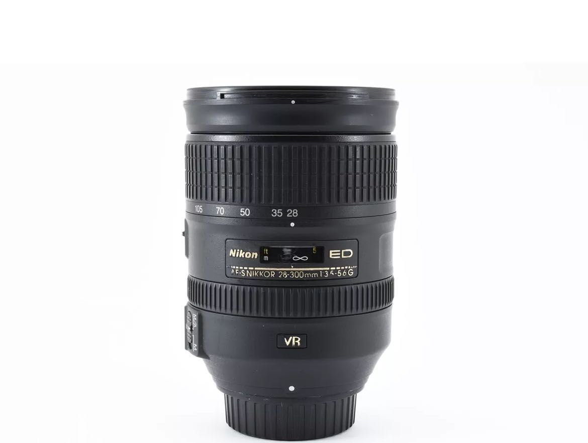 Nikon AF-S NIKKOR 28-300 мм F/3.5-5.6G ED VR