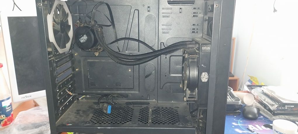 Calculator Carcas cu cooler de apa
Motivul e că nu am ce face c
Neg