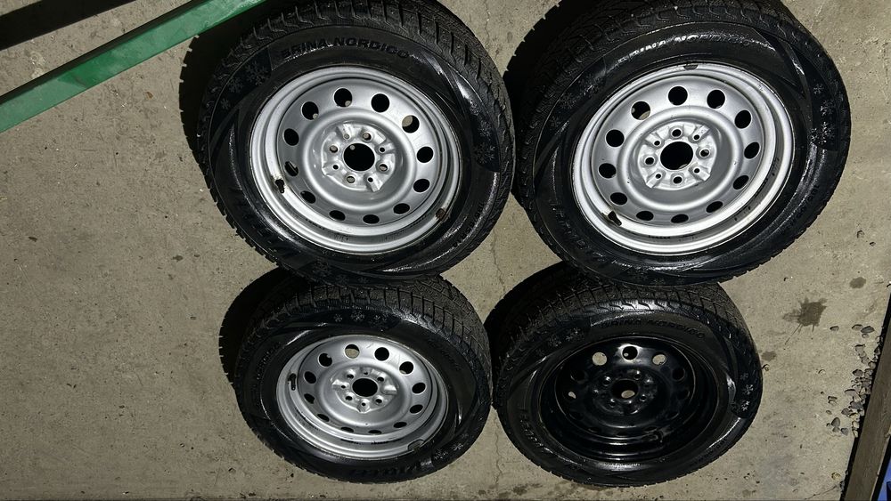 Зимние шины+штампованные диски R14