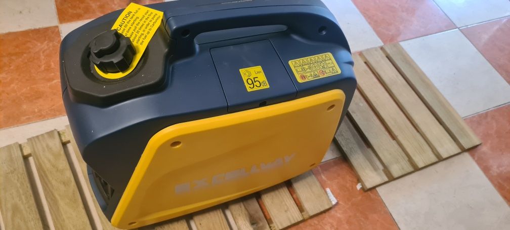 Generator curent 220v invertor putere 2200w