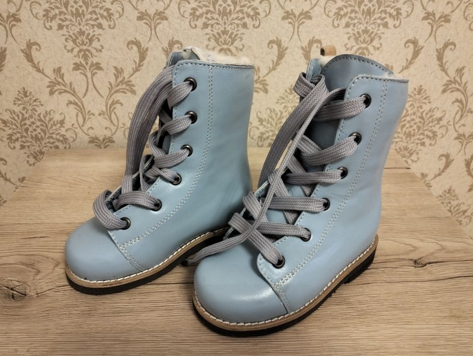 Абсолютно новая, детская зимняя ортопедическая обувь