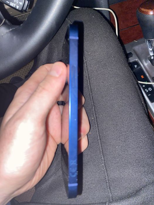 Айфон-12 кок свет