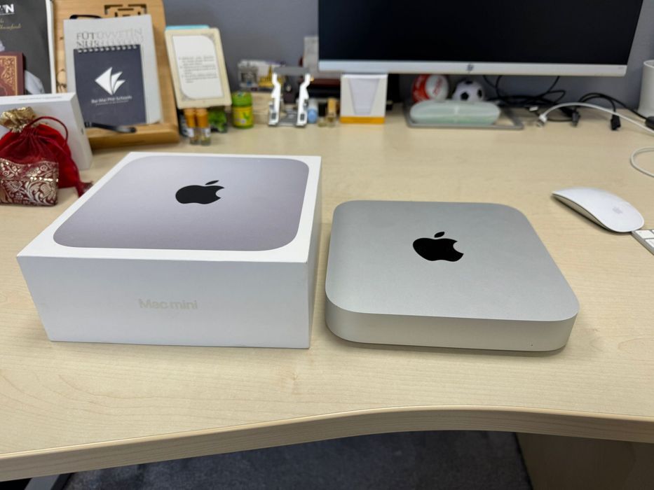 Mac Mini M1 8GB 256GB + monitor HP 24 + Apple Mouse-Keyboard + Webcam