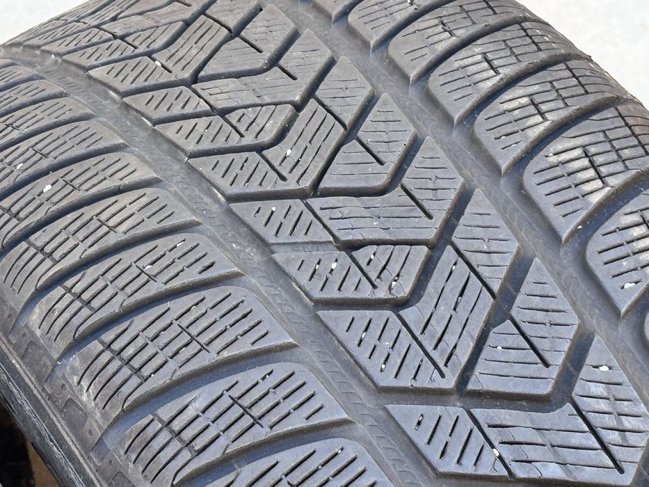 255/55/R19 Pirelli Scorpion Winter 2бр зимни dot3419