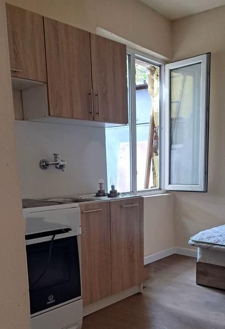 Къща, под наем, Център-ЦУМ