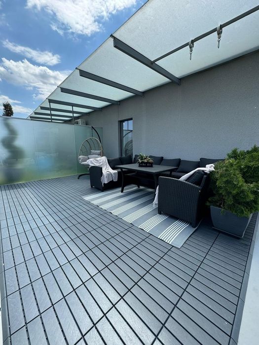 Apartament etaj retras