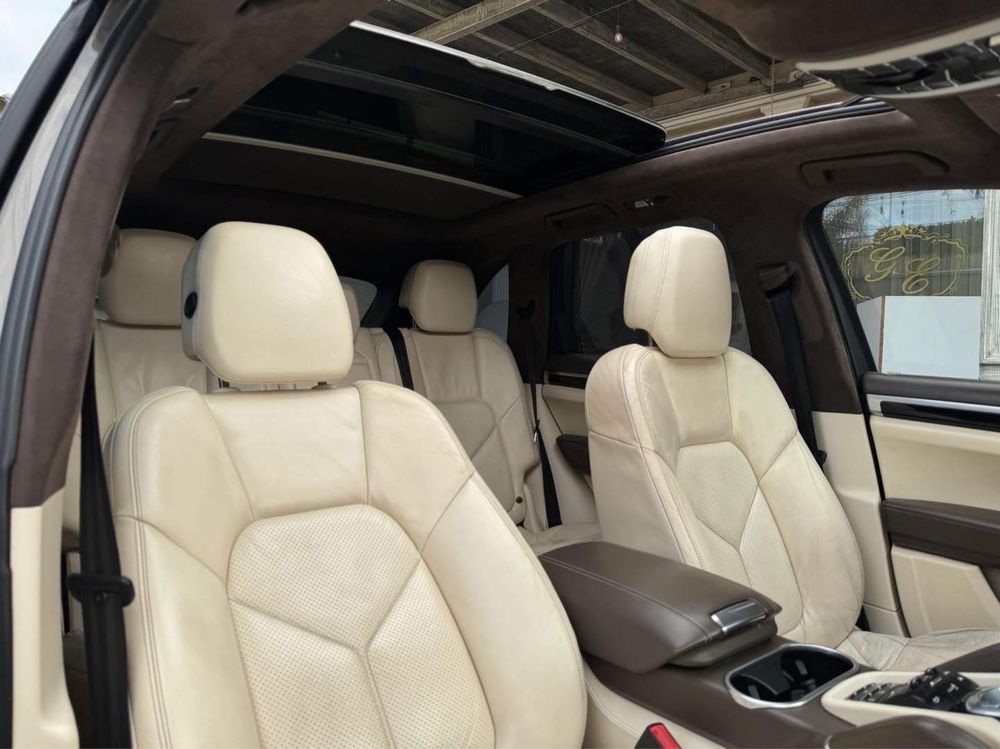 Porsche Cayenne 3.0D / Euro 5 / 250CP / Chrono / Panorama / Jante 21