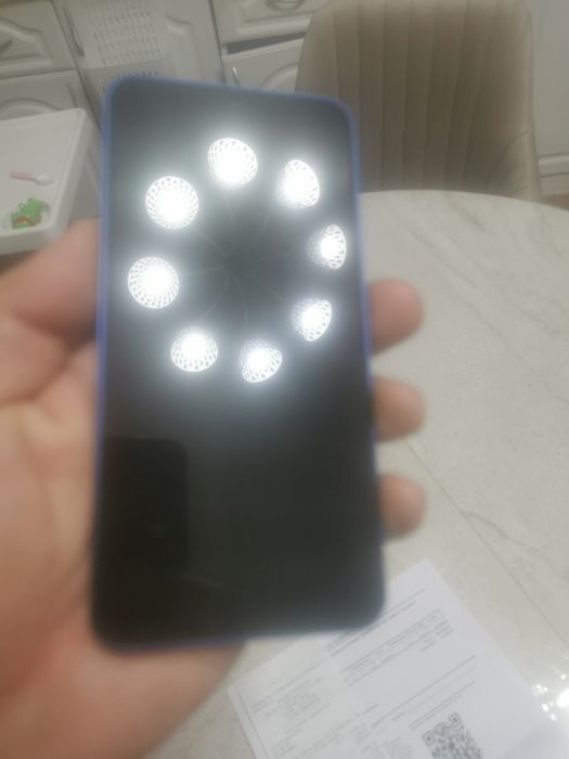 Продам телефон самсунг s25 256