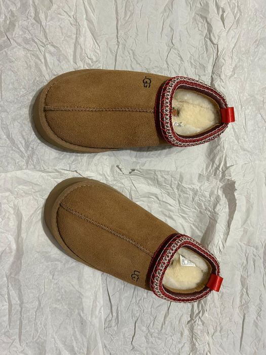 Papuci Ugg Tazz II