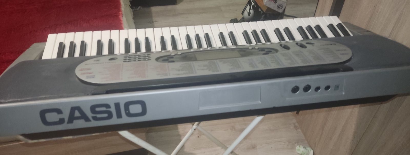 Синтезатор Casio