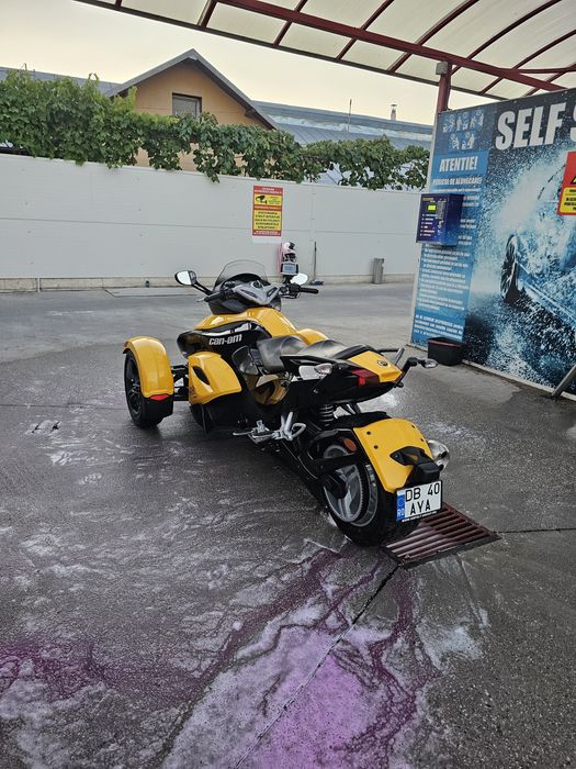 Cam Am Spyder Bombardier