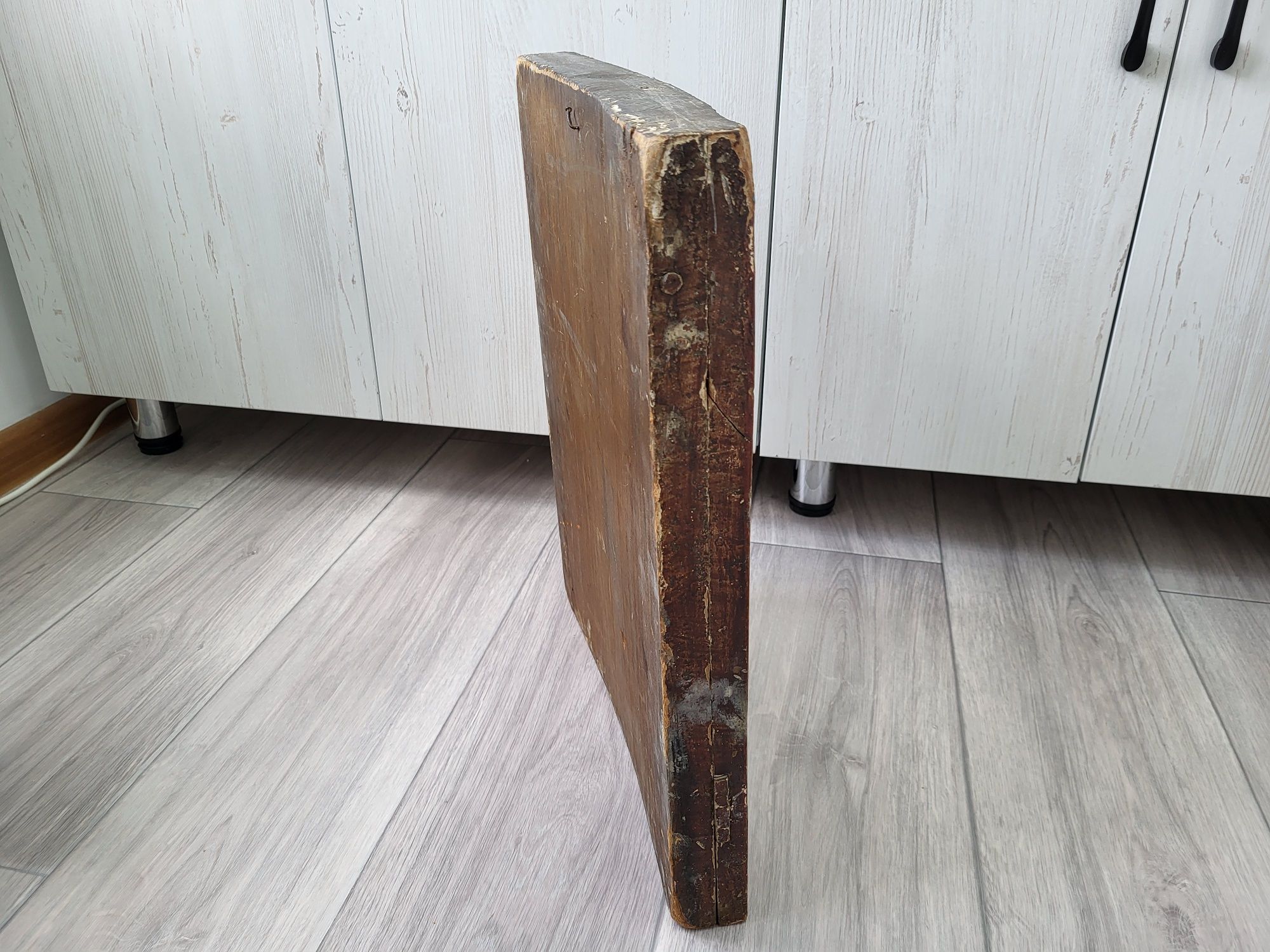 Продам икону старинную, Николай чудотворец. Размер 47,05х38,00см!