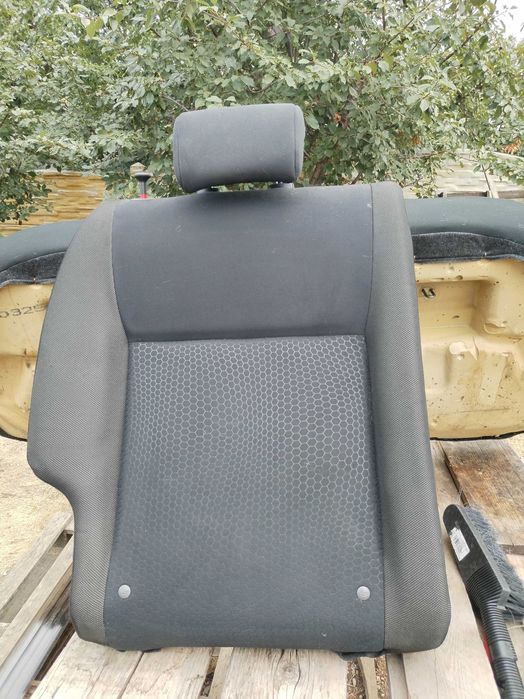 Banchetă Nissan Juke