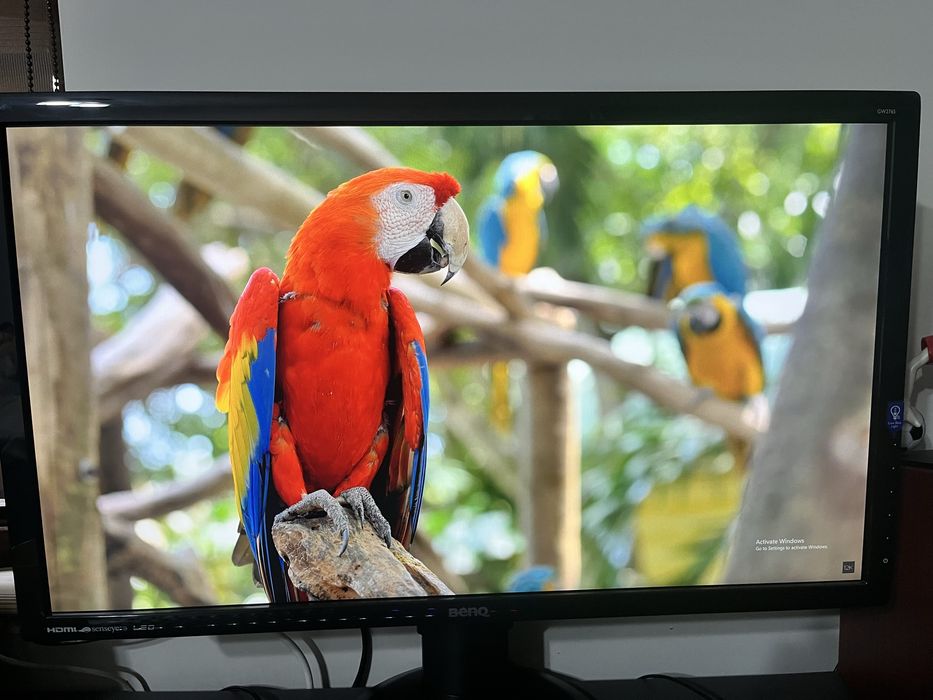 Продавам монитор Benq GW2765 IPS