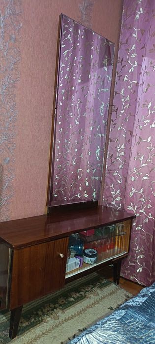 Трюмо б/У отдам даром