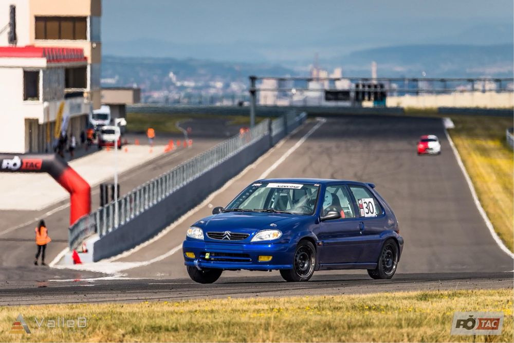 Vand Saxo VTS omologata masina de competitii