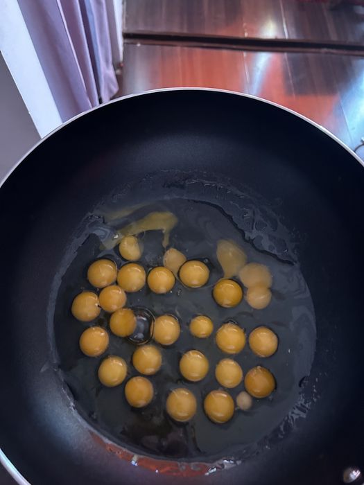 Ouă de prepeliță proaspete – Livrare în Slatina