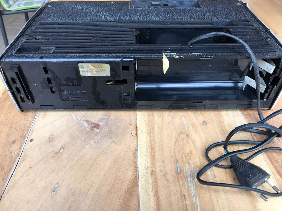 Grundig C6000 за части