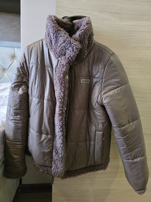 Дамско палтенце Guess