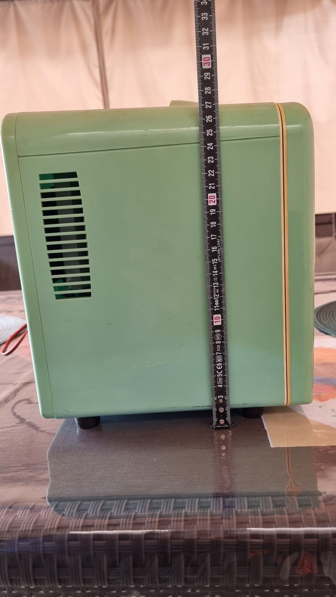 Vand mini bar rece si cald  la 12v