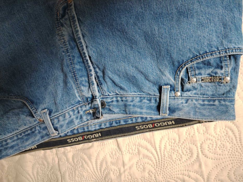 Мъжки дънки като нови