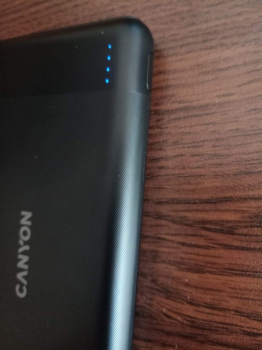 Външна батерия CANYON PB-107 Power bank 10000mAh, цвят - черен