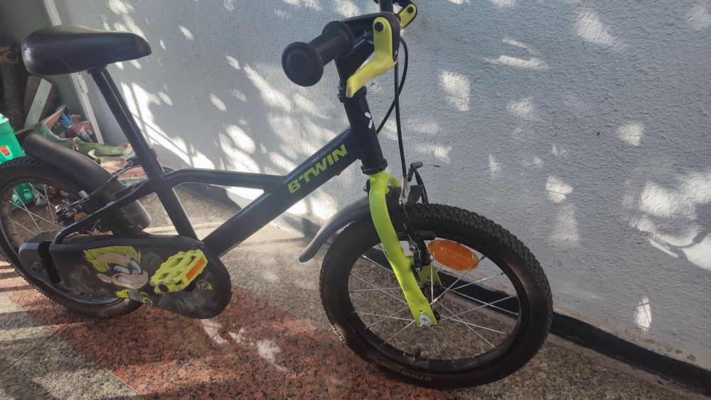 Детско колело Btwin 500 dark hero 16"