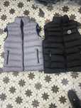 Vesta Moncler sigla cusuta