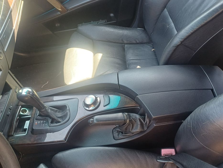 Dezmembrez bmw e60 2.5 motorina cutie automata motorul se vinde cu pro