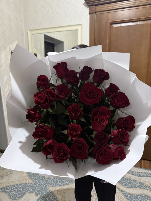 Цветы голландские розы