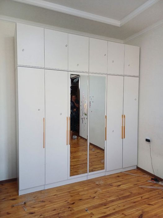 Shkaf sotiladi dastafka ustanovka bepul