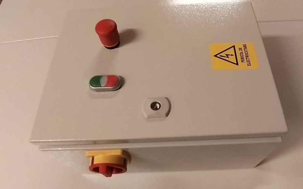 Tablou electric motor stea- triunghi