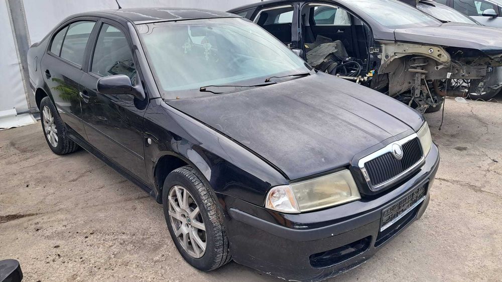 Dezmembrez Skoda Octavia 1 Tour 1.9 TDI cod AXR an 2008