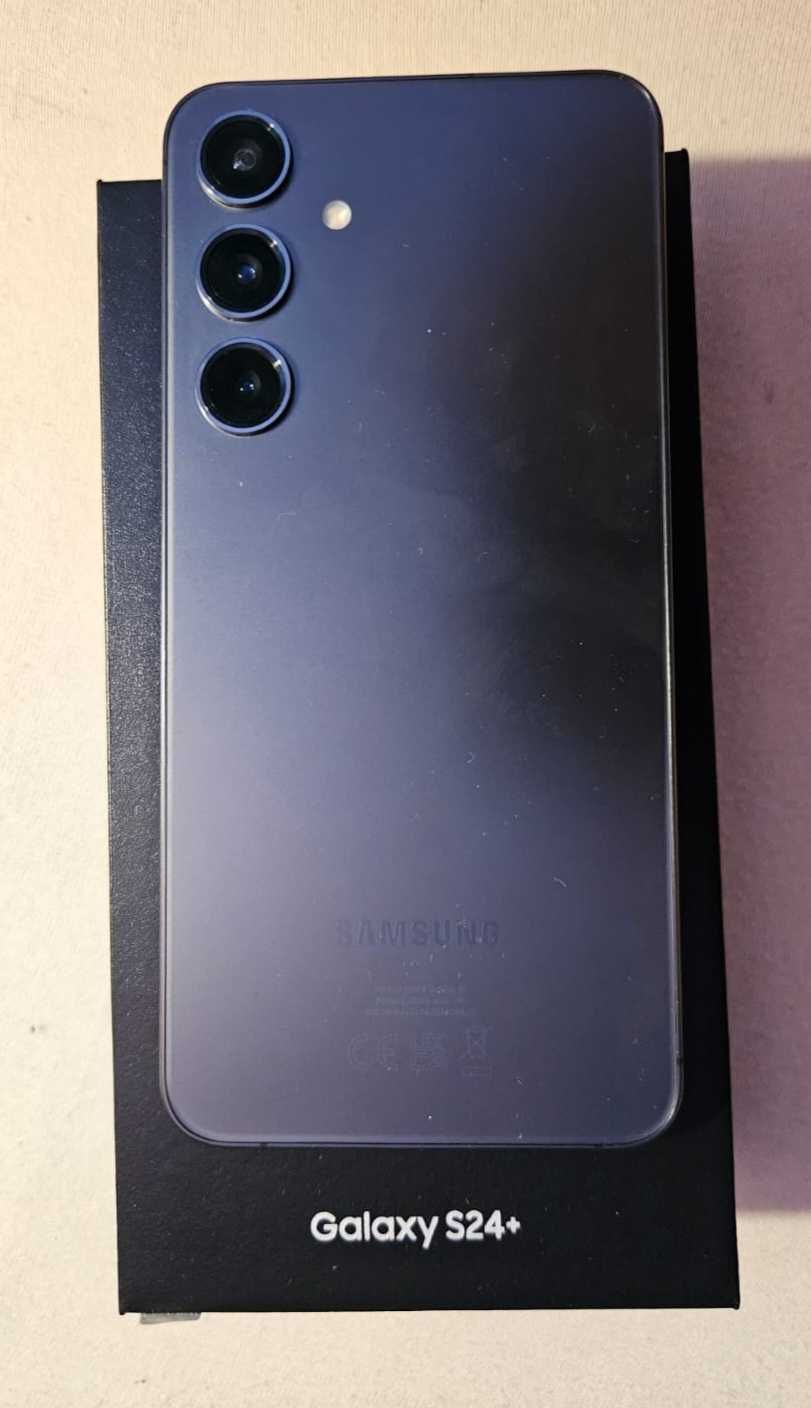 Samsung Galaxy S24 plus
