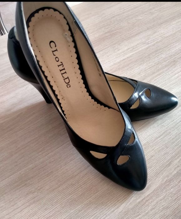 Туфли женские на каблуке