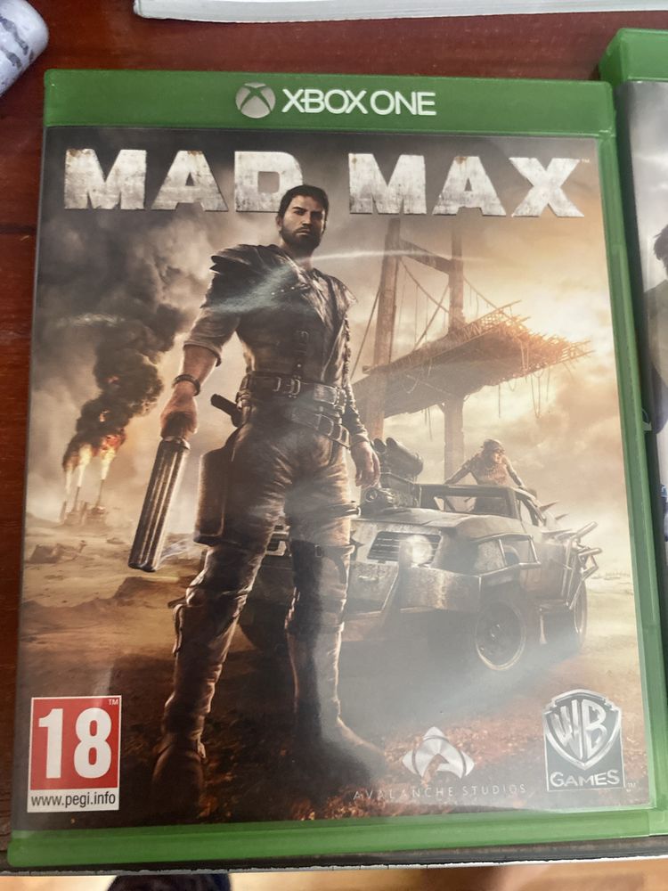 Vând jocuri xbox one