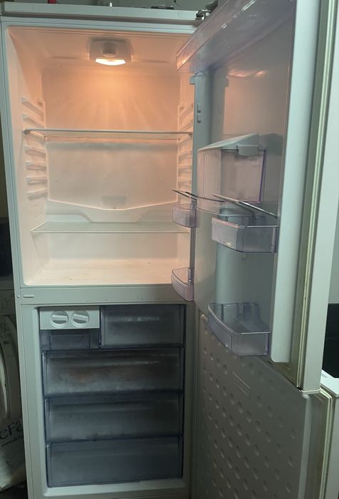 Хладилник Beko 190x70x55
