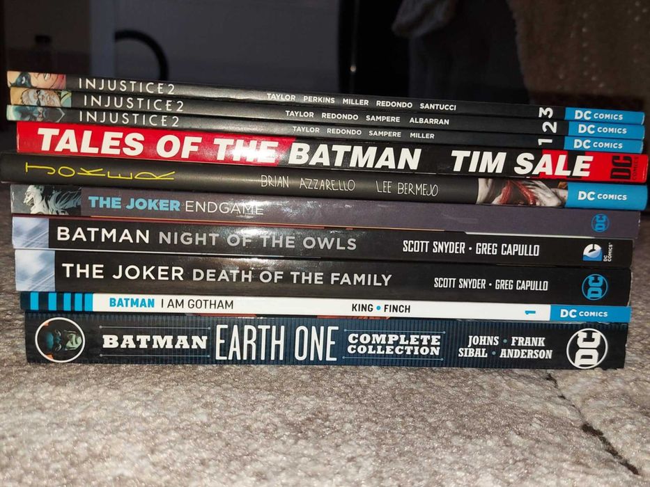 Benzi desenate DC Comics Batman Injustice TPB