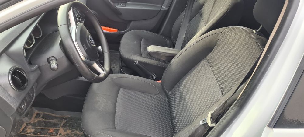 Vând Dacia 0.9tce+GPL de fabrica an 2017