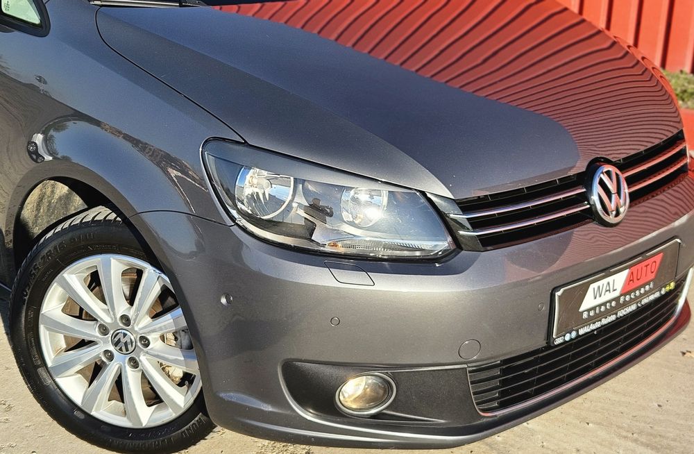 Vw.Touran 1.6 Tdi 105 cp 2014.03 Piele-Clima-Navi-Panoramic-Jante