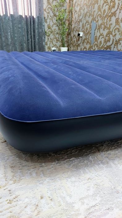Надувной матрас сотилади 2х1.85