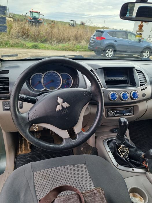 Продава Митсубиши ЕЛ 200 2008