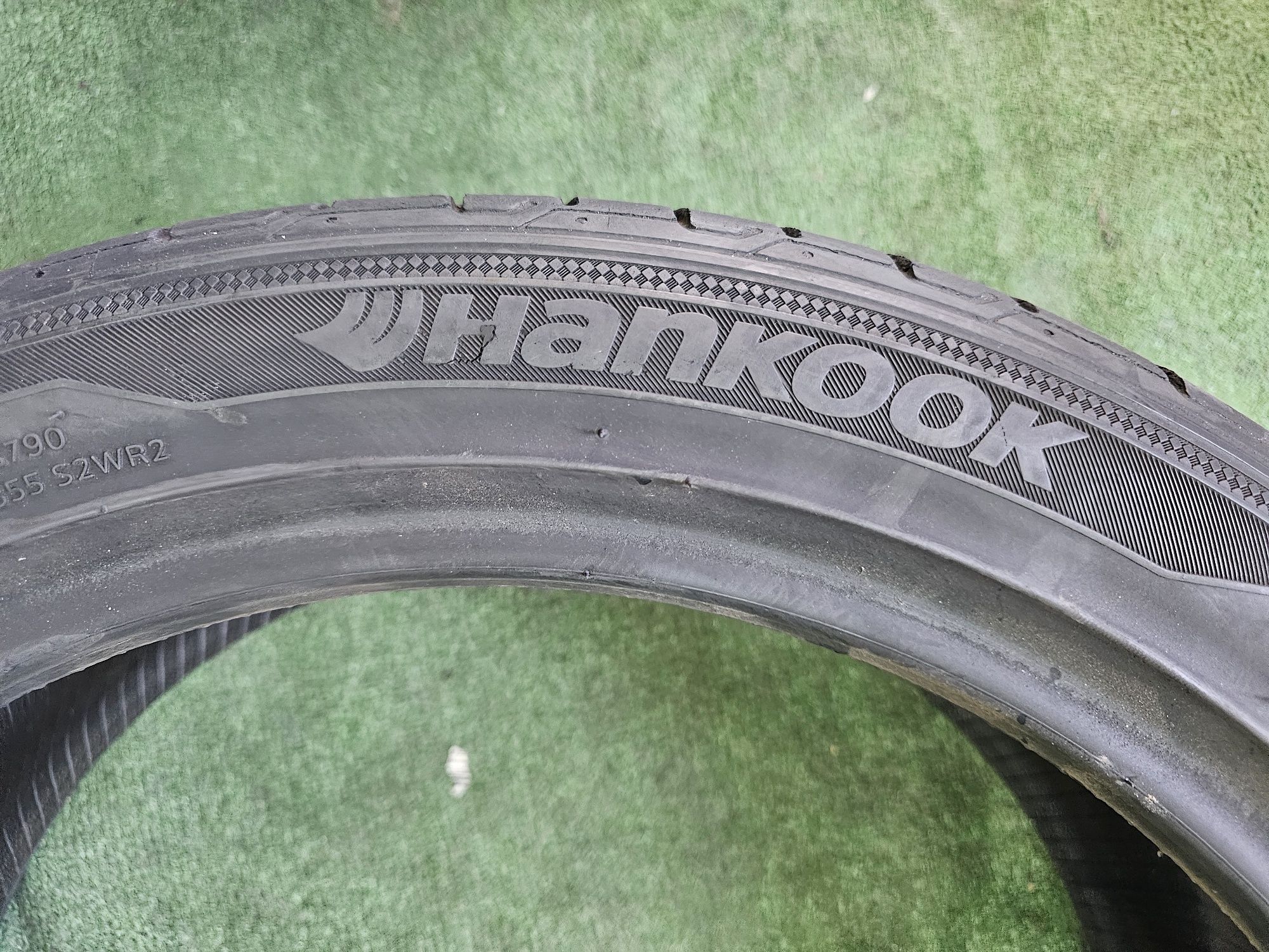 215 45 18 vara hankook