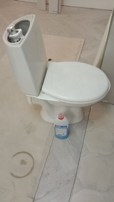 Продам унитаз для рабочих